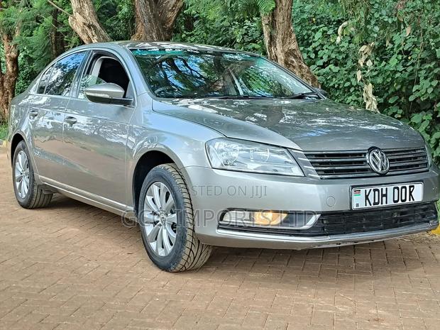 Volkswagen Passat S 4dr Sedan (1.8L 4cyl 6A) 2014 Silver