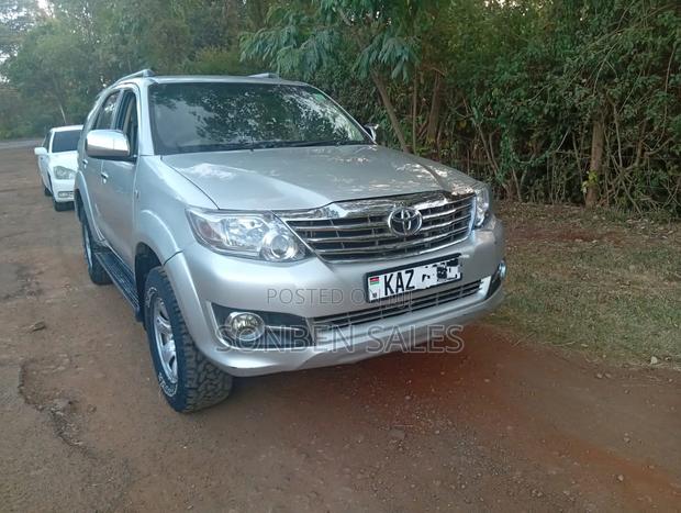 Toyota Fortuner 3.0 D AWD 2007 Silver