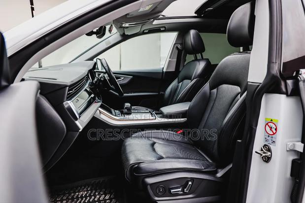 Audi Q8 55 Premium AWD quattro 2020 White