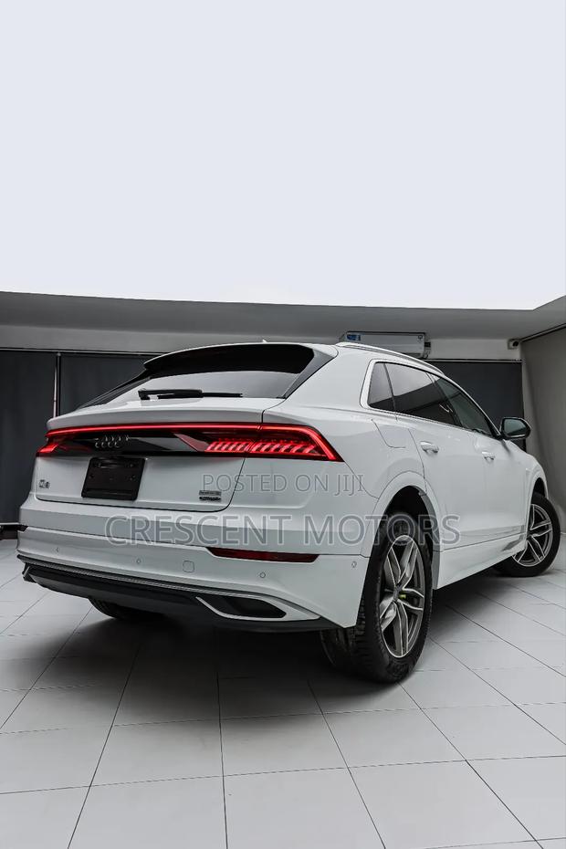 Audi Q8 55 Premium AWD quattro 2020 White