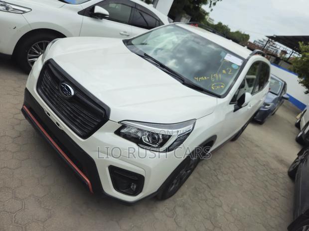 Subaru Forester 2019 White