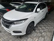 Honda Vezel 1.5 Hybrid 2WD 2018 White for sale