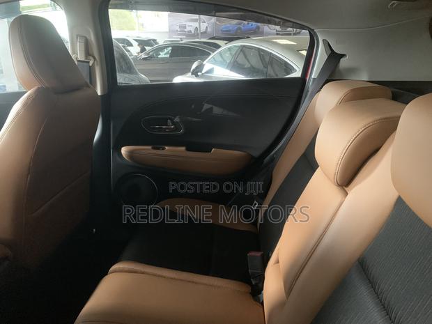 Honda Vezel 1.5 Hybrid 2WD 2018 Red