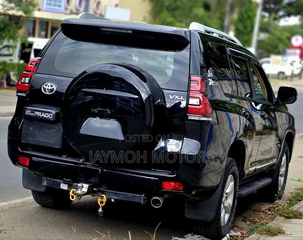 Toyota Land Cruiser Prado 2019 Black