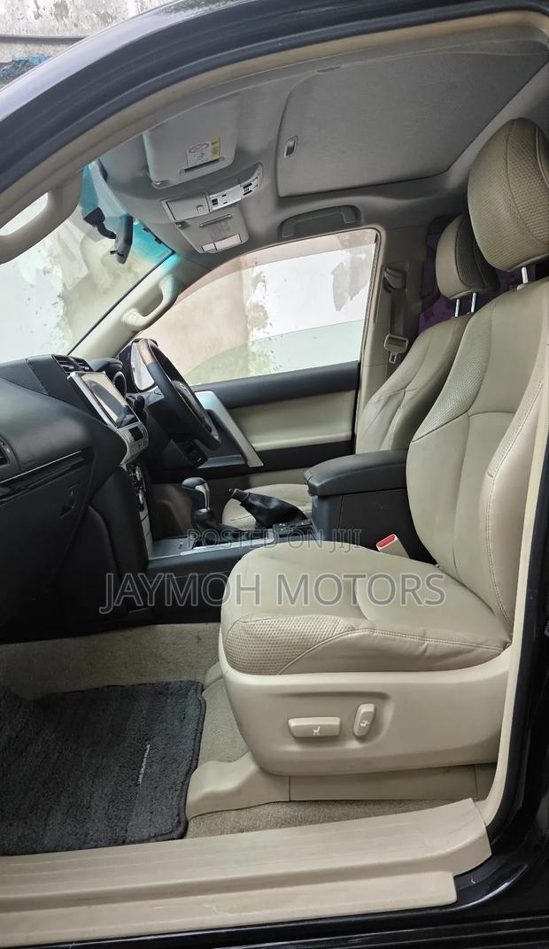 Toyota Land Cruiser Prado 2019 Black