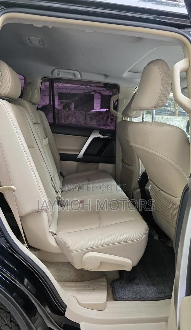 Toyota Land Cruiser Prado 2019 Black
