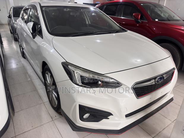 Subaru Impreza 2.0i AWD Hatchback 2019 White