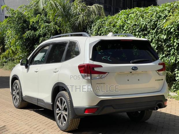 Subaru Forester 2.5i Touring AWD 2018 White