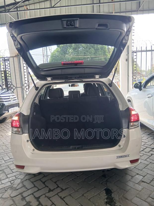 Toyota Corolla Fielder 1.5 Petrol FWD 2020 White