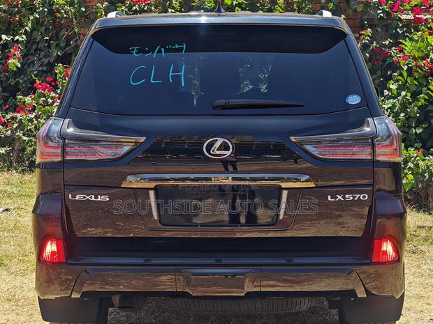 Lexus LX 570 AWD 2019 Matt Black