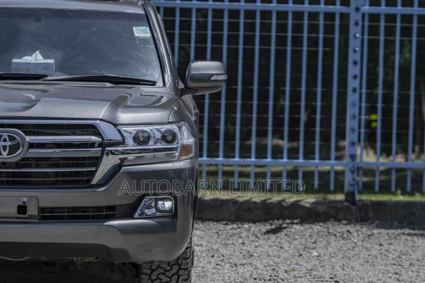 Toyota Land Cruiser 4.5 V8 DSL 2013 Gray