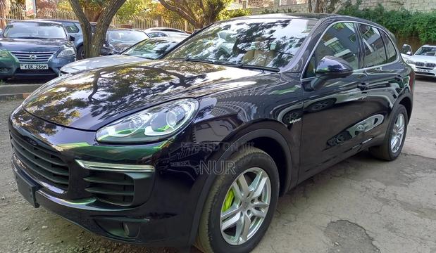 Porsche Cayenne 2016 Black