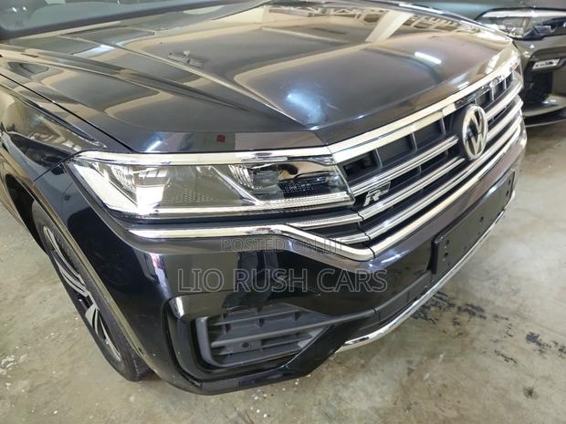 Volkswagen Touareg 2021 Black