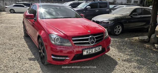 Mercedes-Benz C250 2015 Red