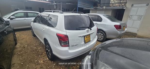 Toyota Corolla Fielder 2012 White