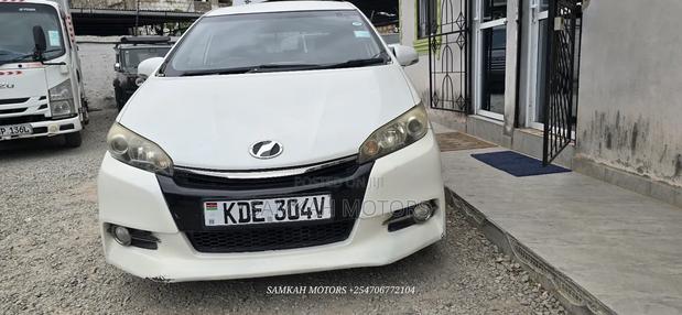 Toyota Wish 2016 White