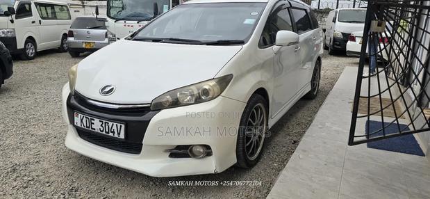 Toyota Wish 2016 White