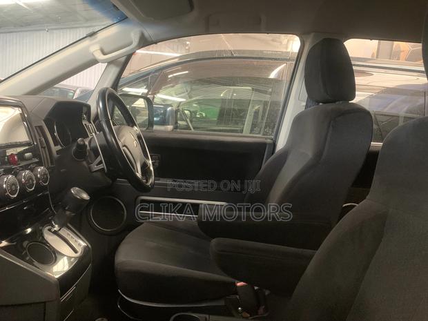 Mitsubishi Delica 2018 Gray