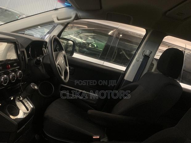 Mitsubishi Delica 2018 Green