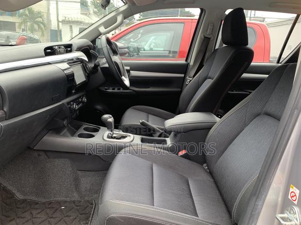 Toyota Hilux Revo Double Cab Deisel 2.4 AWD 2018 Silver