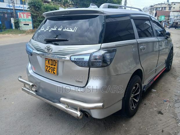 Toyota Wish 2015 Silver
