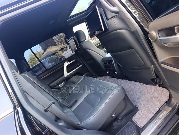 Toyota Land Cruiser 2019 Black
