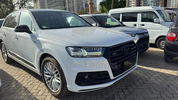 Audi Q7 2019 White
