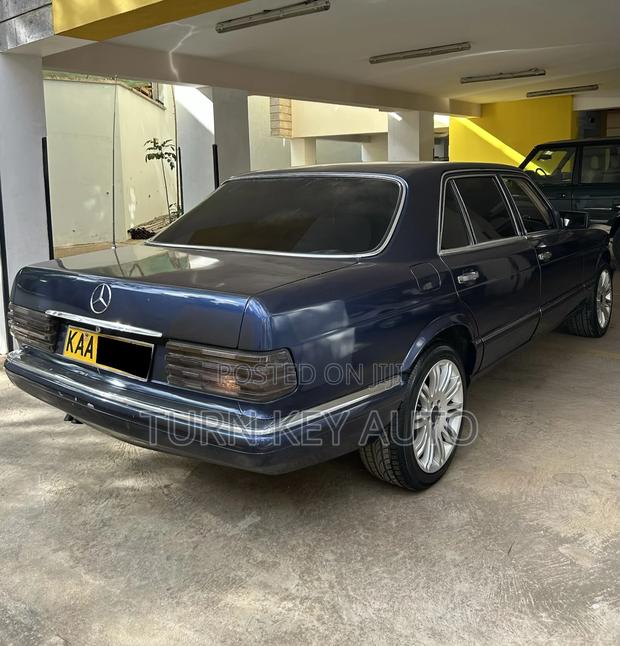 Mercedes-Benz S-Class 1990 Blue