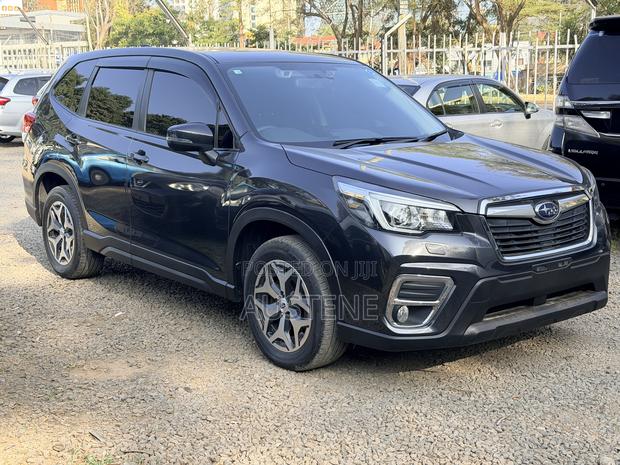 Subaru Forester 2.5i Premium AWD 2018 Gray