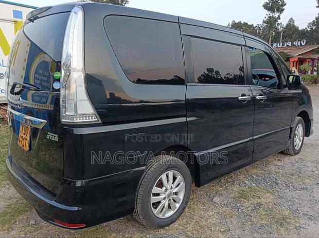 Nissan Serena 2016 Black