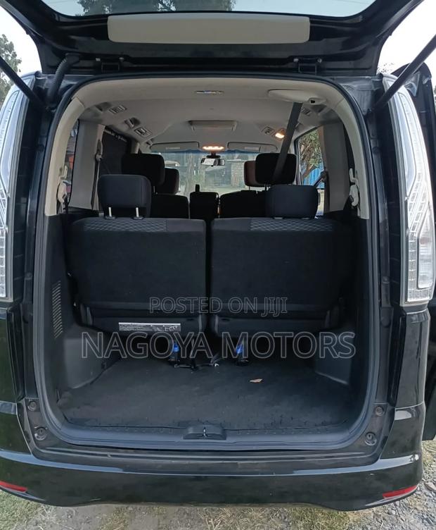 Nissan Serena 2016 Black