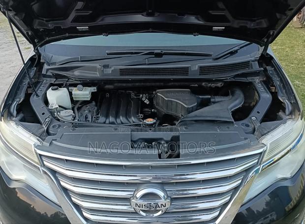 Nissan Serena 2016 Black