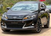 Toyota Harrier 2019 White for sale