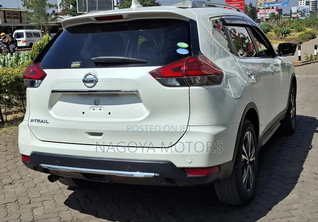Nissan X-Trail 2018 White