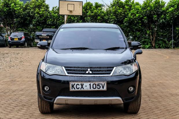 Mitsubishi Outlander 2011 Black