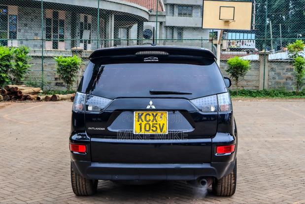 Mitsubishi Outlander 2011 Black