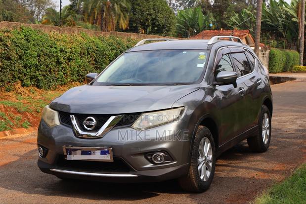 Nissan X-Trail 2014 Silver