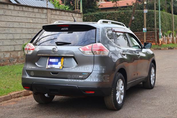 Nissan X-Trail 2014 Silver