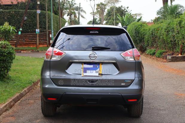 Nissan X-Trail 2014 Silver