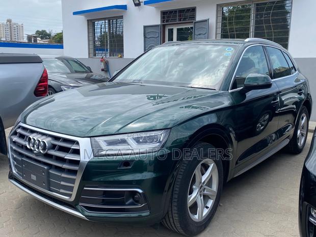 Audi Q5 2018 Green