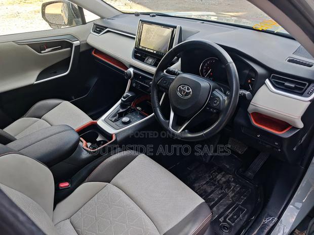 Toyota RAV4 Adventure 2019
