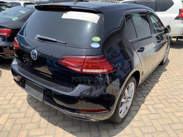 Volkswagen Golf TSI S FWD 2018 Black