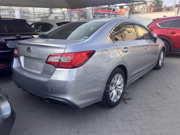 Subaru Legacy 2.5i Premium AWD 2019 Silver
