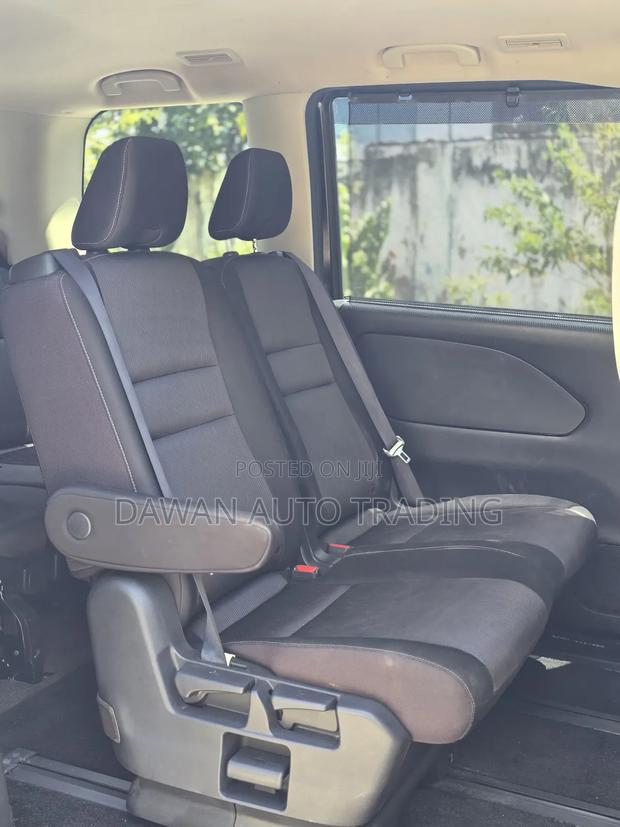 Nissan Serena 2019 Black