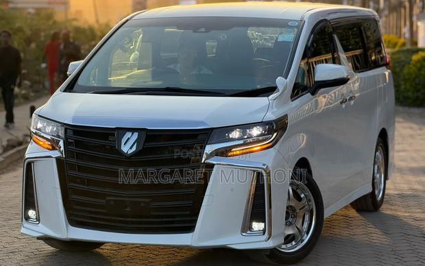 Toyota Alphard 2019 White