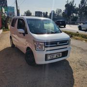 Suzuki Wagon R 2017 White for sale