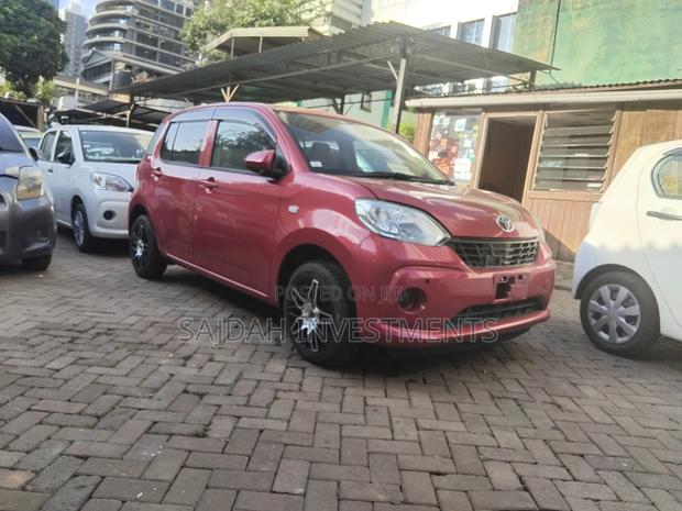Toyota Passo 1.0 FWD 2019 Red