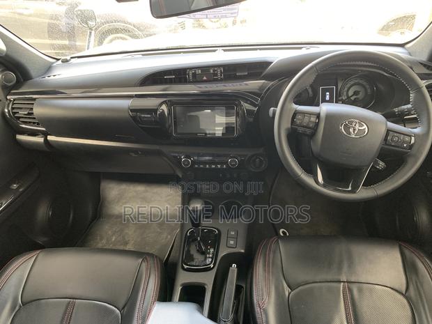 Toyota Hilux Revo Double Cab Deisel 2.4 AWD 2019 Black