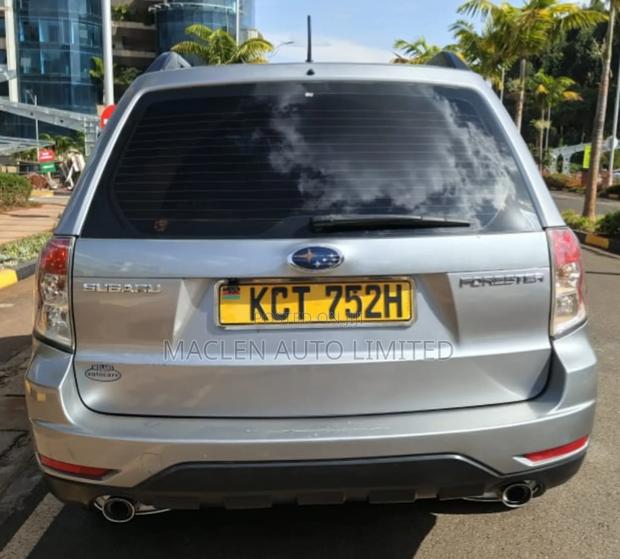 Subaru Forester 2012 Gray