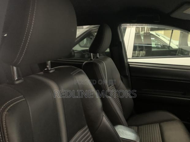 Toyota Corolla Fielder 1.5 Hybrid FWD 2018 Black